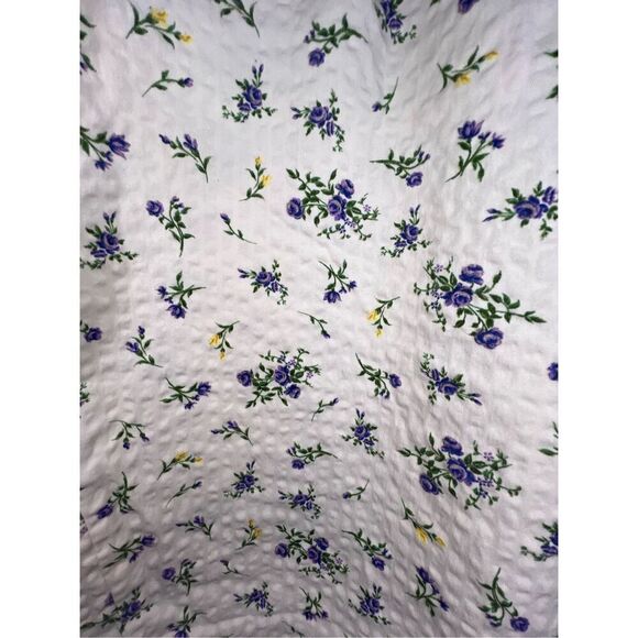 ZARA White Floral Pattern Seersucker High Waisted Cropped Pants - Picture 3 of 5